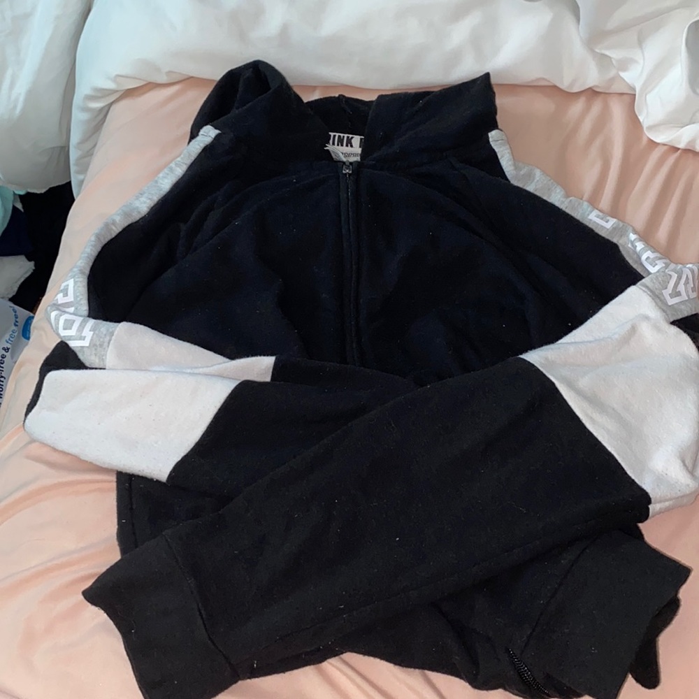 Cute Victoria Secret zipped up sweater.